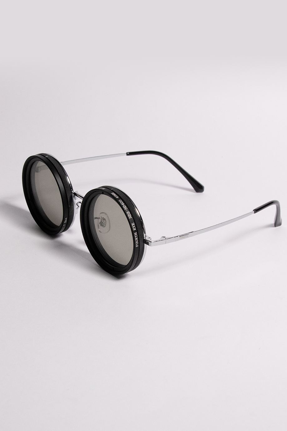 Vista frontal de las gafas